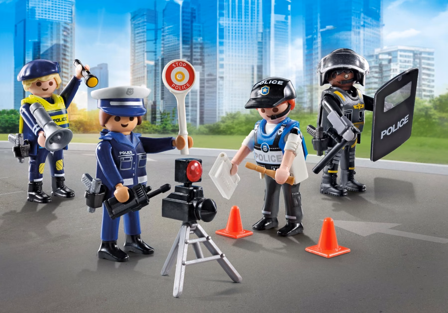 Ensemble de figurines de police