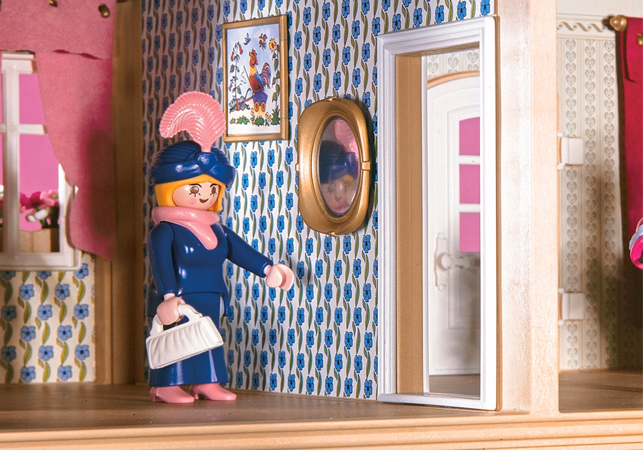 Grande maison de poupée victorienne