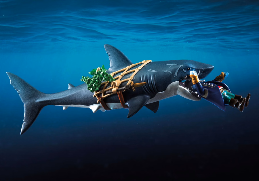 Requin géant avec pirate